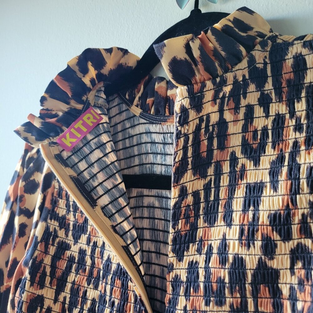 KITRI Womens cheetah print blouse